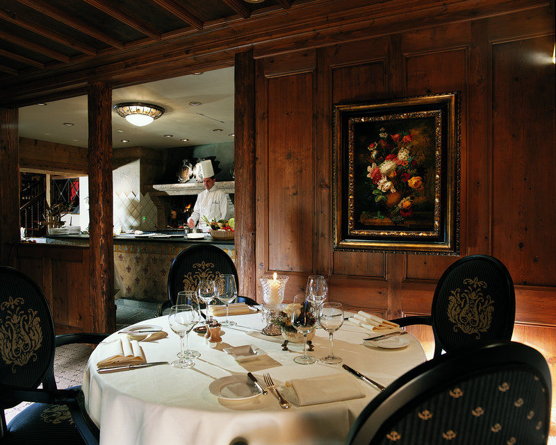 Gstaad Palace Restaurace fotografie